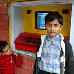 Street children learn from India’s innovative hole-in-the-wall project