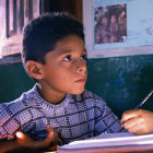 Niño en una escuela brasileña