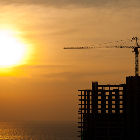 A building crane